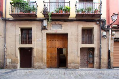 Palacio del Marqués en Logroño con parking próximo