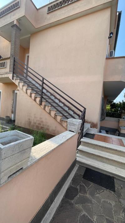 Everest Apartment