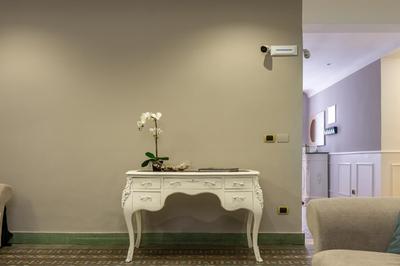 Mi Tú Apartments