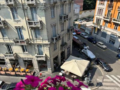 Easy Isola, for an easy stay