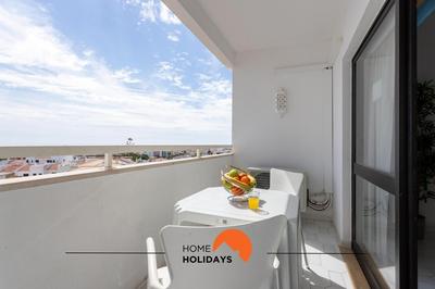 #189 Montechoro Flat by Home Holidays