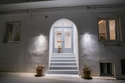 Helmos Family Studio