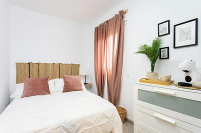 EDEN RENTALS 101 Surfy Stylish Bed&Coffee Room