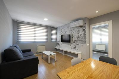 ALQUILAZ. Apartamentos Turísticos.