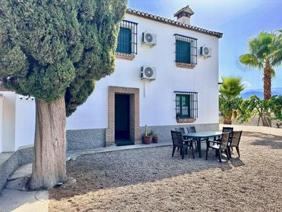Encantador Cortijo La Emiliana a 5 minutos del centro