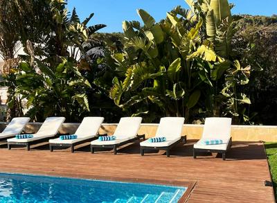 Tranquil large 6 bedroom family Villa sleeps 20 near sitges