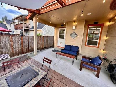 Perfect retreat in Oregon City!