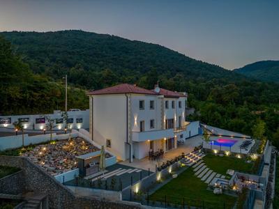 "Carrera", Luxury villa with private pool near Opatija