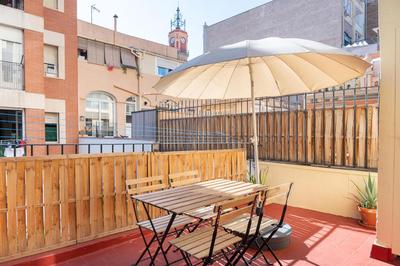 Oasis with a terrace in the heart of Gracia, Barcelona