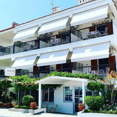 Argo Apartments