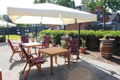 Hotel Café Galerie I Hannover-Garbsen I Free Parking
