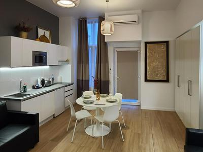 Las Artes Hlius Luxury Apartments