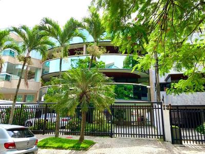 Apartamento J Oceânico 2 suites garagem e proximo a praia