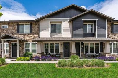 Spacious 2-Story, Pet&Fam Friendly, WFH, Gym&Pool