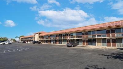 Motel 6 Victorville Green Tree Bvld