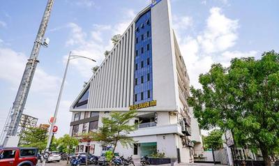 FabHotel SR Inn