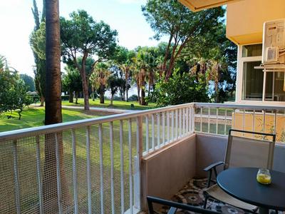 APT en Benalmádena 1 dormitorio Terraza con vistas al mar y jardín Piscina Wifi Nuevo