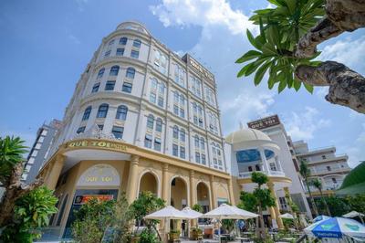 Quê Tôi Hotel