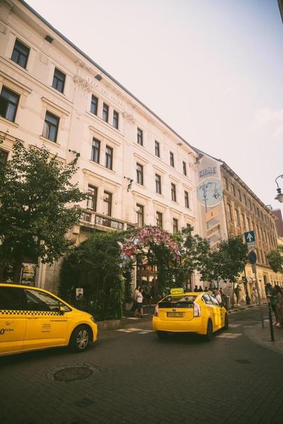 Little Treasure in Budapest City Center, Quiet with AC