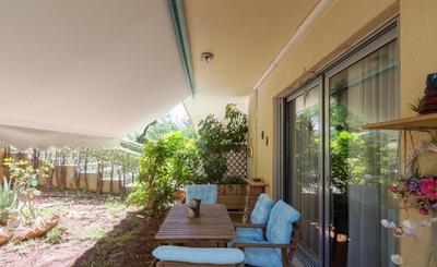 2 Bedroom Apartment Near The Beach In P. Faliro