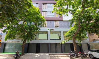 Treebo Royal Comfort