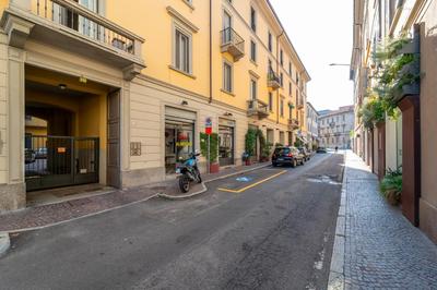 Modern Apartment at Via Carloni by Wonderful Italy
