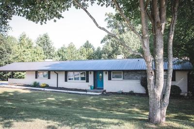 The Retreat with Private Pool and Hot Tub!