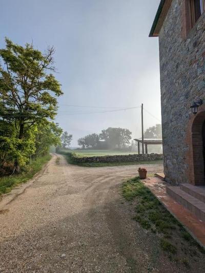Relax nella jacuzzi in Toscana