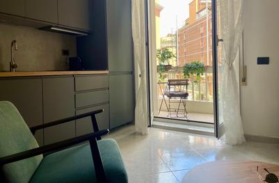 Aurelia's Hideaway, Near Vatican