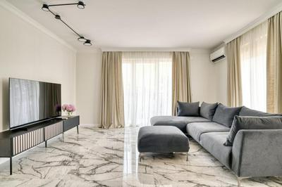 Apt "Royal Oak" 2 Bedroom with Garage Parking