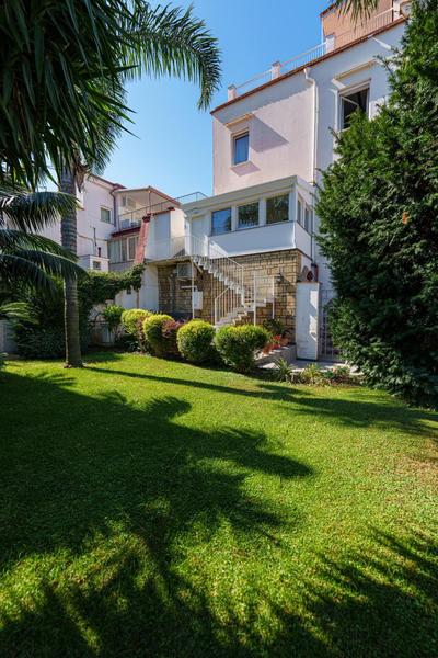 Mary’s Guest House