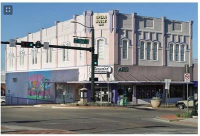 Holiday Inn Express & Suites - Denton North by IHG