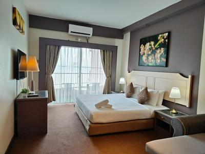Seaview Deluxe Rainbow Paradise Tg Bungah 6pax
