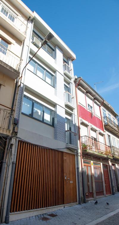 Guest H4U - Porto Batalha City Center