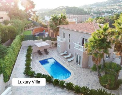 Luxury Villa, Private Beach n Pool