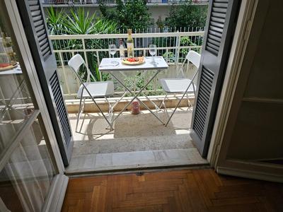 Athena Elegant Apartment
