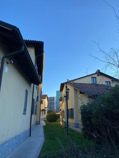 Design Villa with parking Navigli area Milan