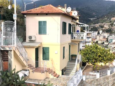 Casa Sandra - Sanremo sea view, with garage