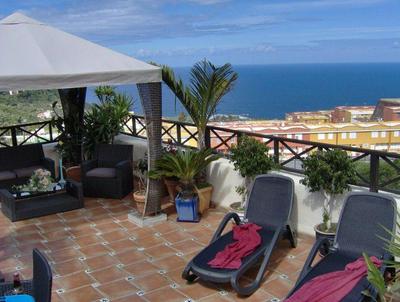 Apartamentos-Monasterio-de-San-Antonio-Apartment-im-englischen-Stil-mit-Meerblick