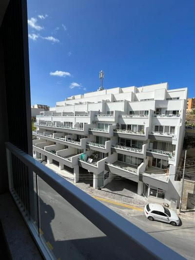 Bay's water apartment