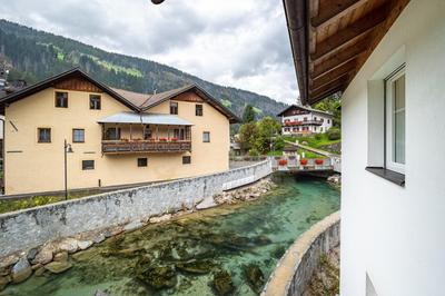 Kuenz Dolomites App Drau