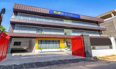 FabHotel Premium Kashi