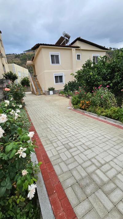 Aliaj Guest House