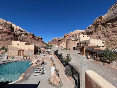 Bluff Dwellings Resort