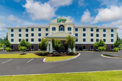 Holiday Inn Express & Suites Aiken by IHG