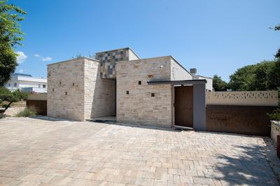 Luxury design Villa Maell with private pool and high level of privacy - WiiBuk