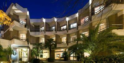 Mini Palace Hotel