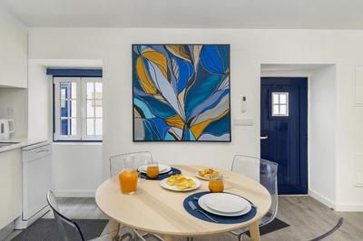 WHome Urban Escape: 1-BR w/mezzanine near Campo Ourique