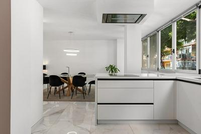 Elegant apartment by Costarentals - Ref 236