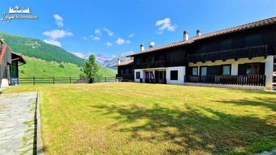 Chalet Rododendro Forést by Livigno Accomodation